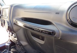 2017 Jeep Wrangler - Image 31