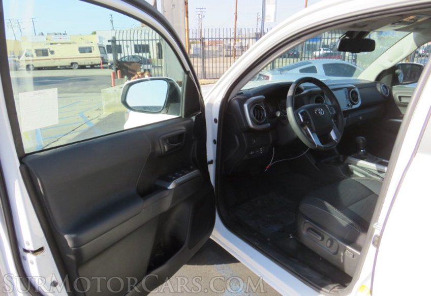 2021 Toyota Tacoma 4WD - Image 22