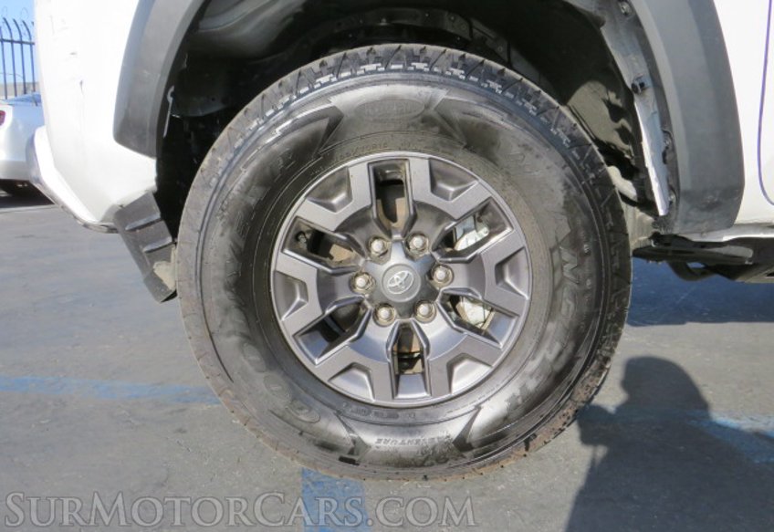 2021 Toyota Tacoma 4WD - Image 11