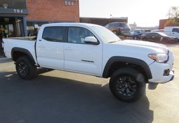 2021 Toyota Tacoma 4WD - Image 2