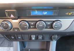 2021 Toyota Tacoma 4WD - Image 38