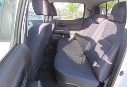 2021 Toyota Tacoma 4WD - Image 31