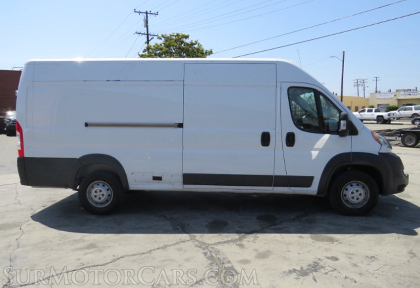 2018 Ram ProMaster Cargo Van - Image 2