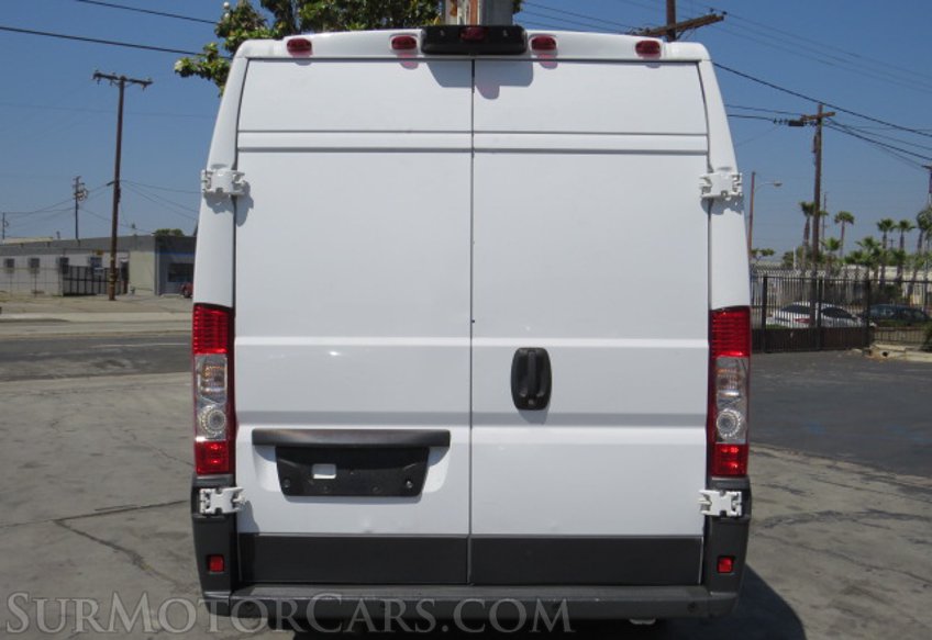 2018 Ram ProMaster Cargo Van - Image 9