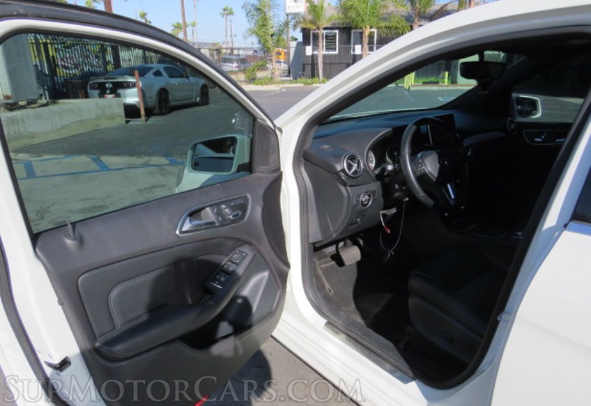 2017 Mercedes-Benz B-Class - Image 21