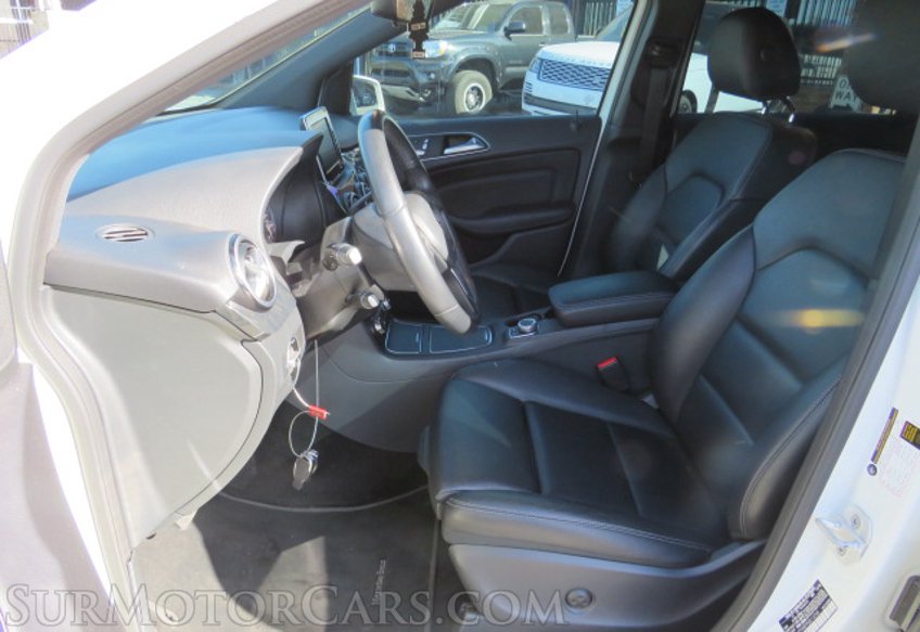 2017 Mercedes-Benz B-Class - Image 25