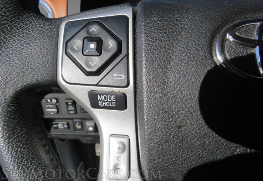 2014 Toyota Tundra Truck - Image 36