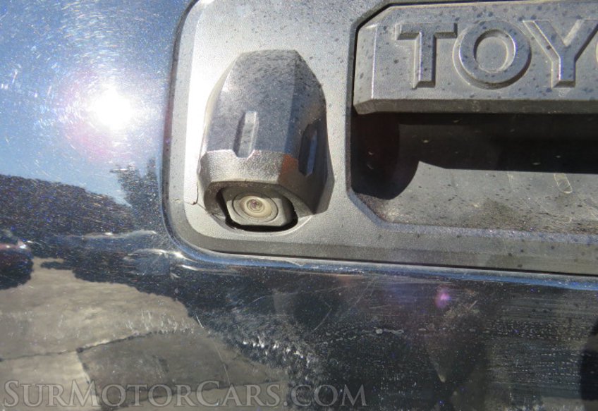 2014 Toyota Tundra Truck - Image 18