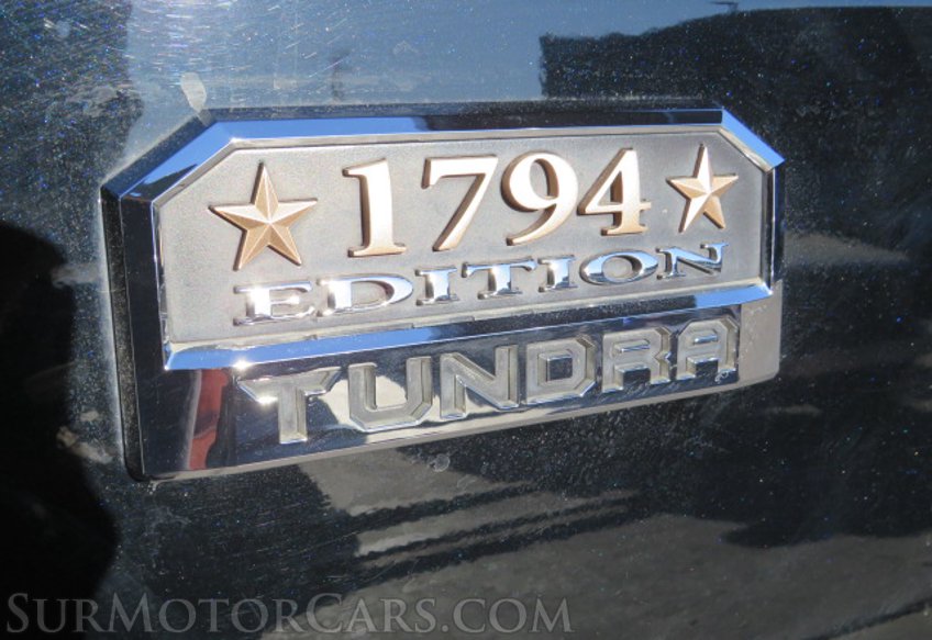 2014 Toyota Tundra Truck - Image 17