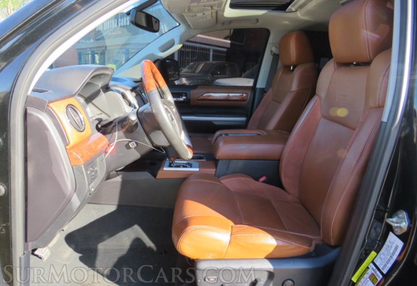 2014 Toyota Tundra Truck - Image 24