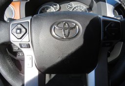 2014 Toyota Tundra Truck - Image 38