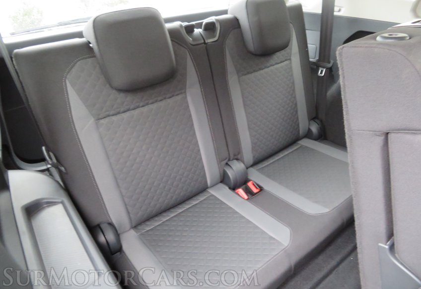 2019 Volkswagen Tiguan - Image 28