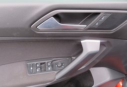 2019 Volkswagen Tiguan - Image 39