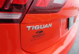 2019 Volkswagen Tiguan - Image 19
