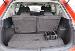 2019 Volkswagen Tiguan - Image 30