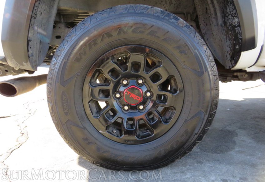 2019 Toyota Tacoma 4WD - Image 24