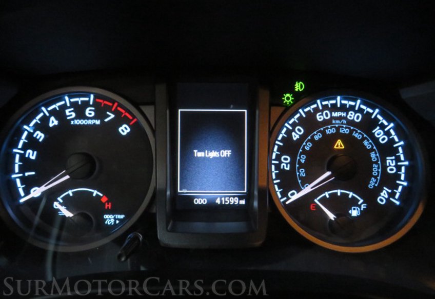 2019 Toyota Tacoma 4WD - Image 39