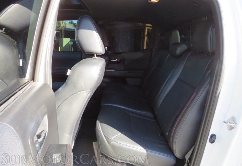 2019 Toyota Tacoma 4WD - Image 35