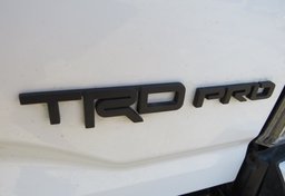 2019 Toyota Tacoma 4WD - Image 18