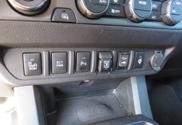 2019 Toyota Tacoma 4WD - Image 47