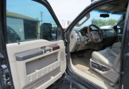 2008 Ford Super Duty F-250 SRW - Image 19