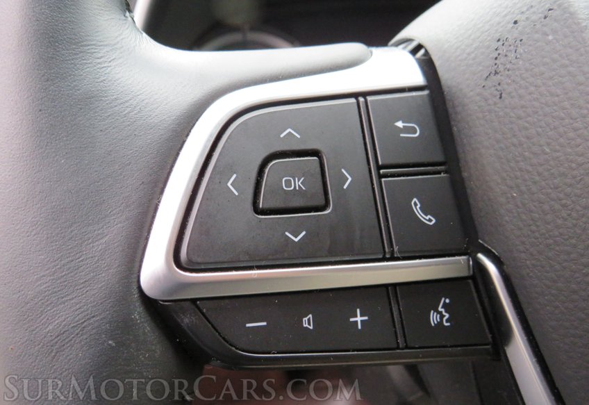 2021 Toyota Highlander - Image 36