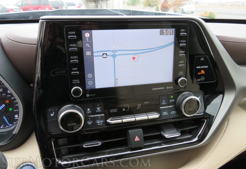 2021 Toyota Highlander - Image 40