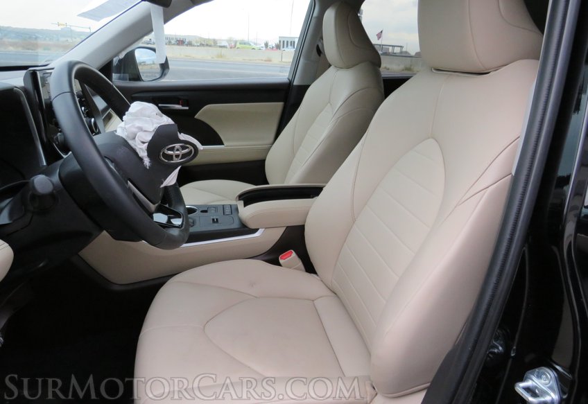 2021 Toyota Highlander - Image 27