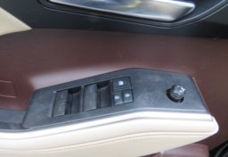 2021 Toyota Highlander - Image 56