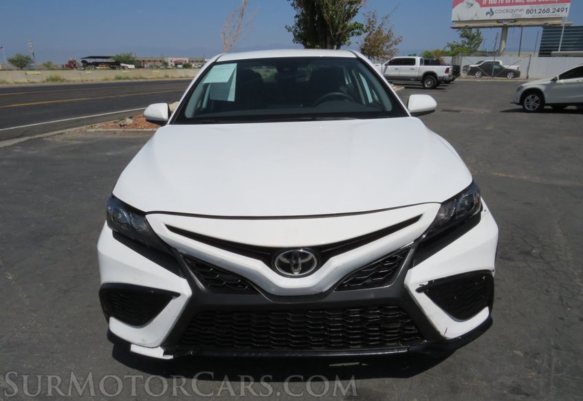 2021 Toyota Camry - Image 12