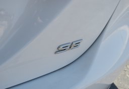 2021 Toyota Camry - Image 20