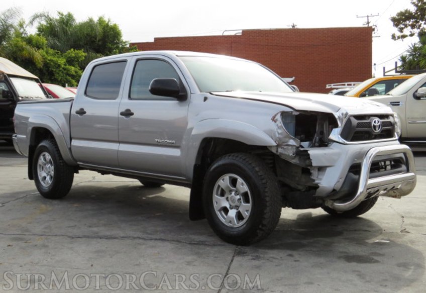 2015 Toyota Tacoma - Image 10