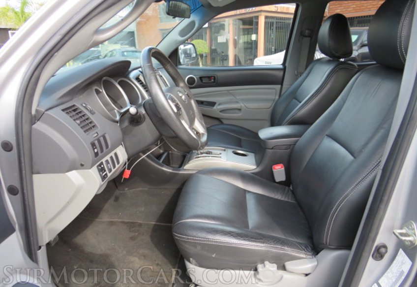 2015 Toyota Tacoma - Image 17