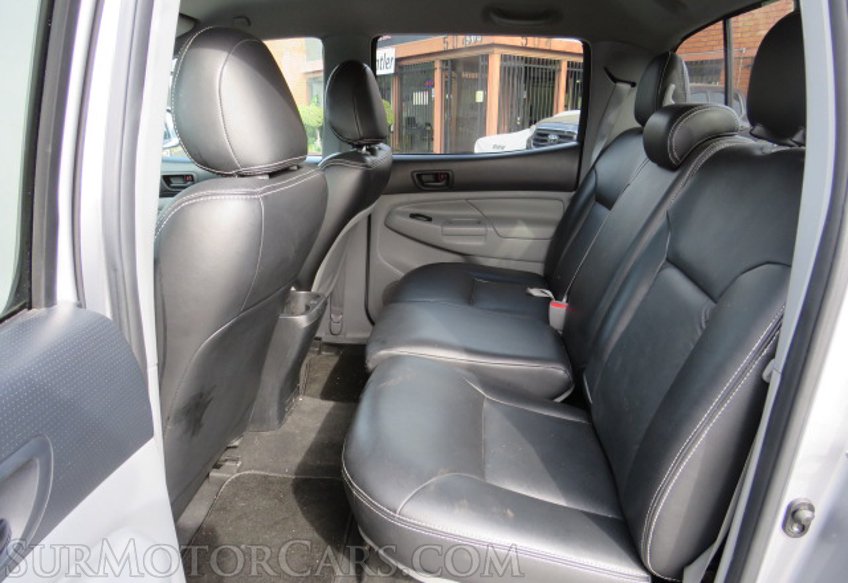 2015 Toyota Tacoma - Image 27