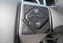2015 Toyota Tacoma - Image 32