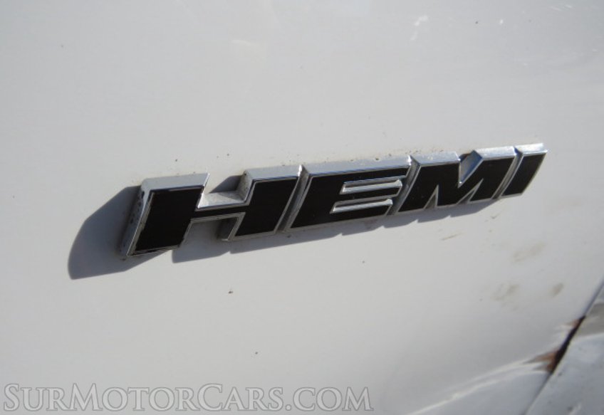 2019 Dodge Challenger - Image 17