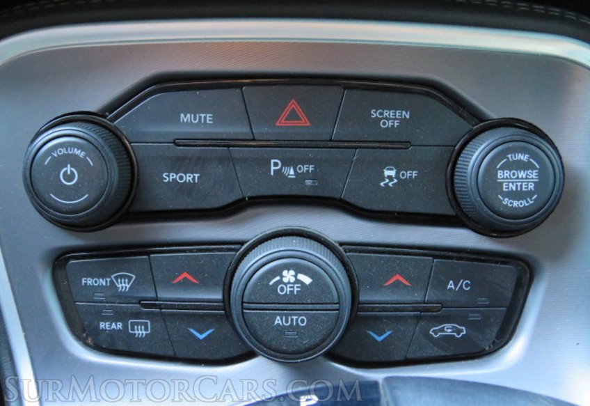 2019 Dodge Challenger - Image 34