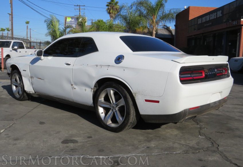 2019 Dodge Challenger - Image 8