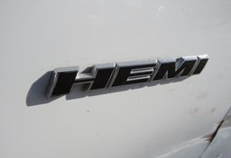 2019 Dodge Challenger - Image 17