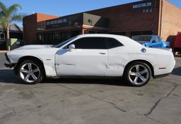 2019 Dodge Challenger - Image 9
