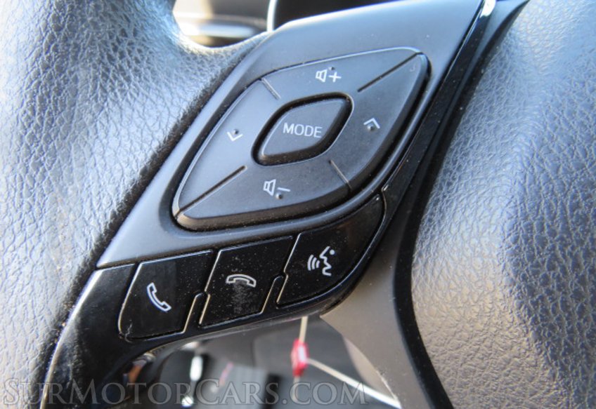 2019 Toyota C-HR - Image 34