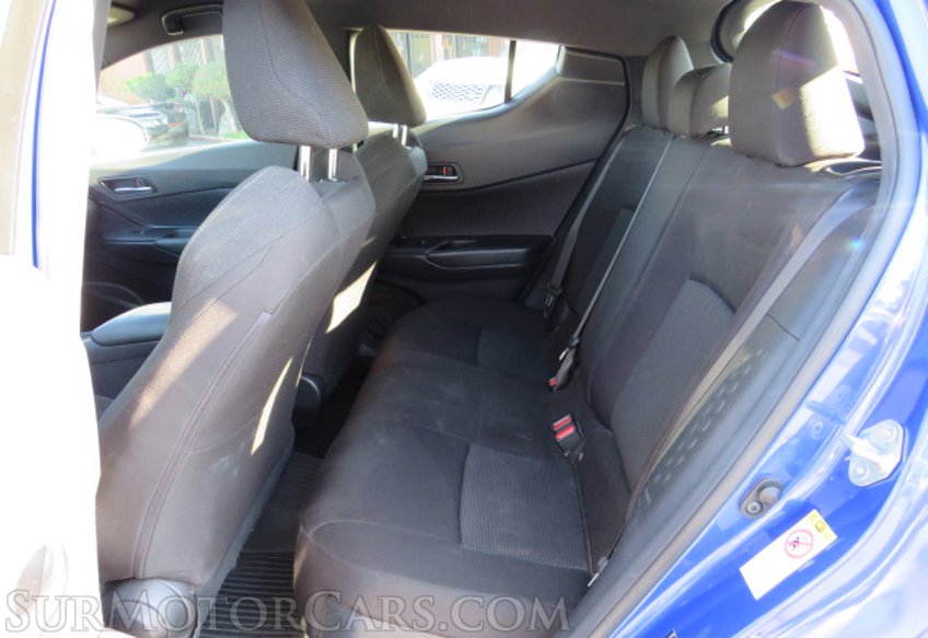 2019 Toyota C-HR - Image 28