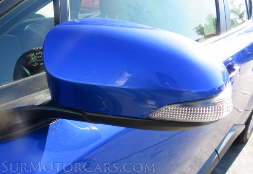 2019 Toyota C-HR - Image 16