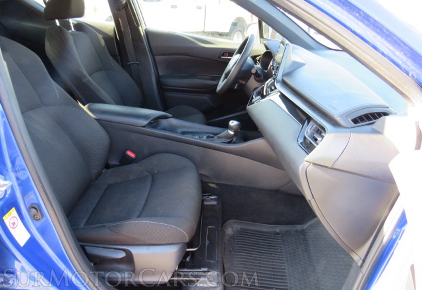 2019 Toyota C-HR - Image 25