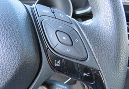 2019 Toyota C-HR - Image 35