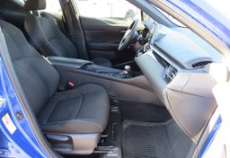 2019 Toyota C-HR - Image 25