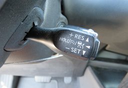 2019 Toyota C-HR - Image 36