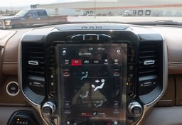 2019 Ram 1500 - Image 40