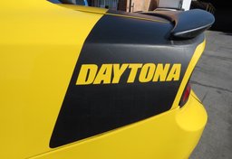 2017 Dodge Charger - Image 16