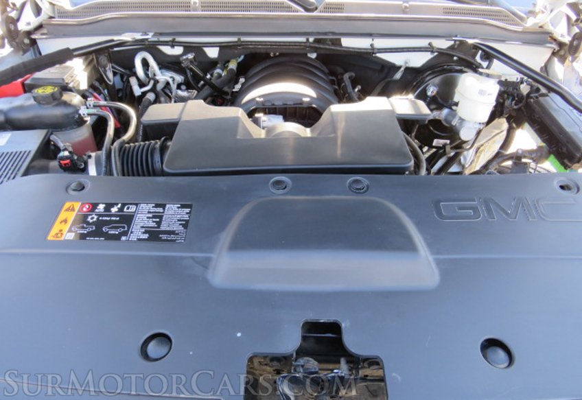 2020 GMC Yukon - Image 51